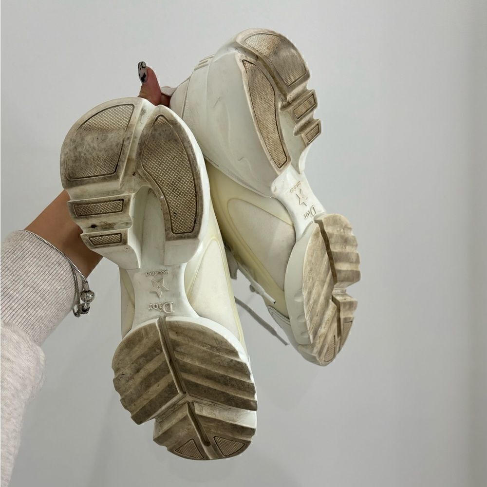 Dior D-Connect Sneakers - Picture 8 of 10
